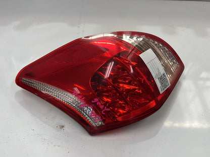 Right Taillight, 2006, Toyota, RAV4