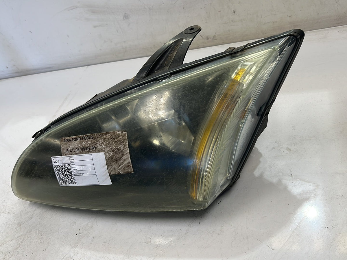 2006 Ford Focus II LS Hatchback Left Headlight