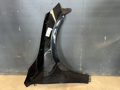 2012 Volvo V60 I 155 - Right Front Guard