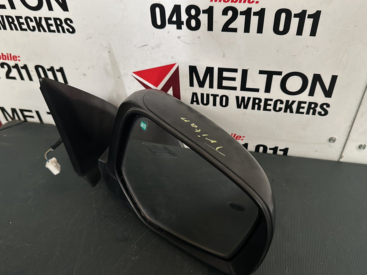 2015- 2018 Mitsubishi Triton MQ GLX Right Door Mirror Non Indicator Black