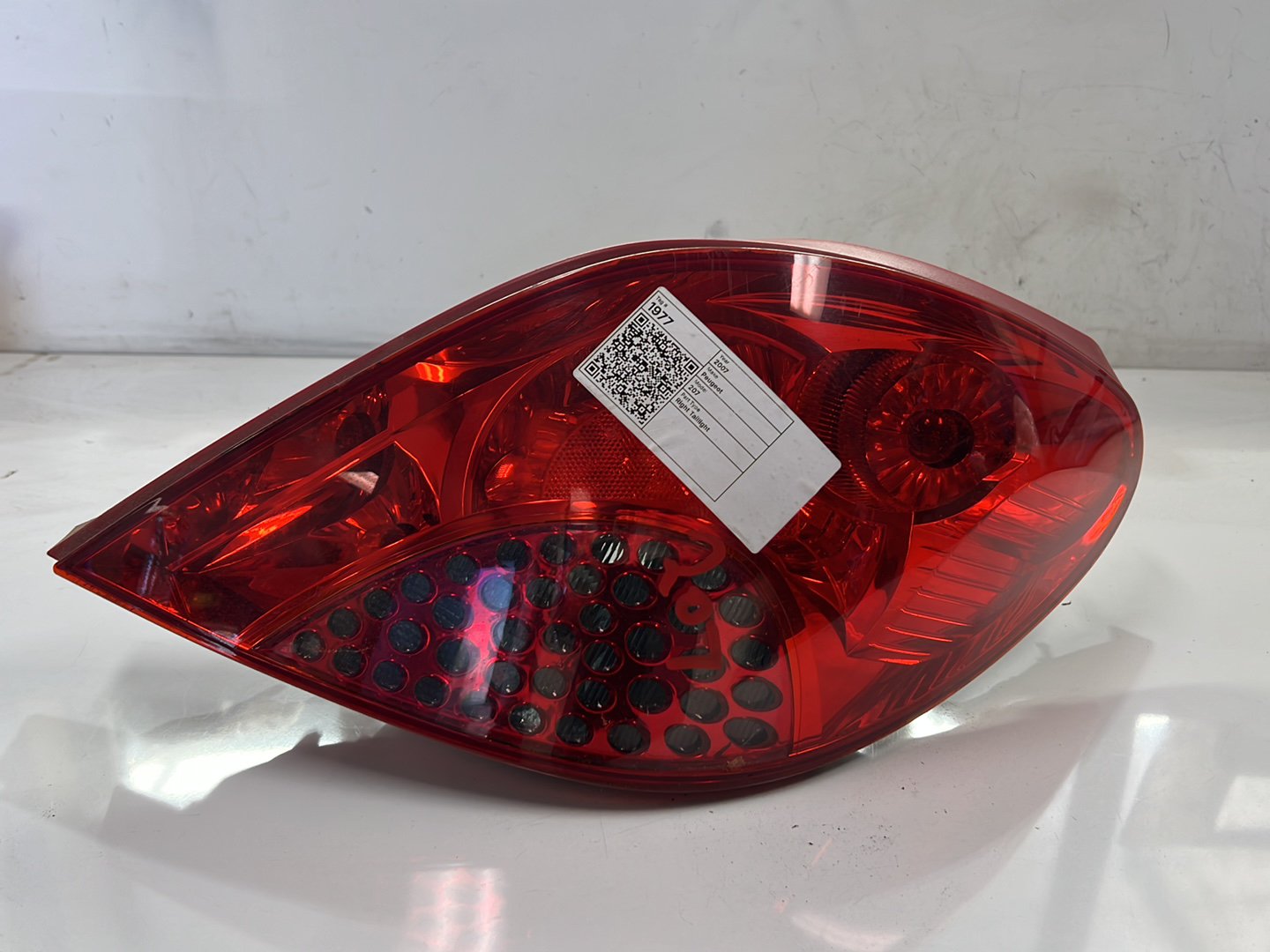 2007 Peugeot 207 - Right Taillight