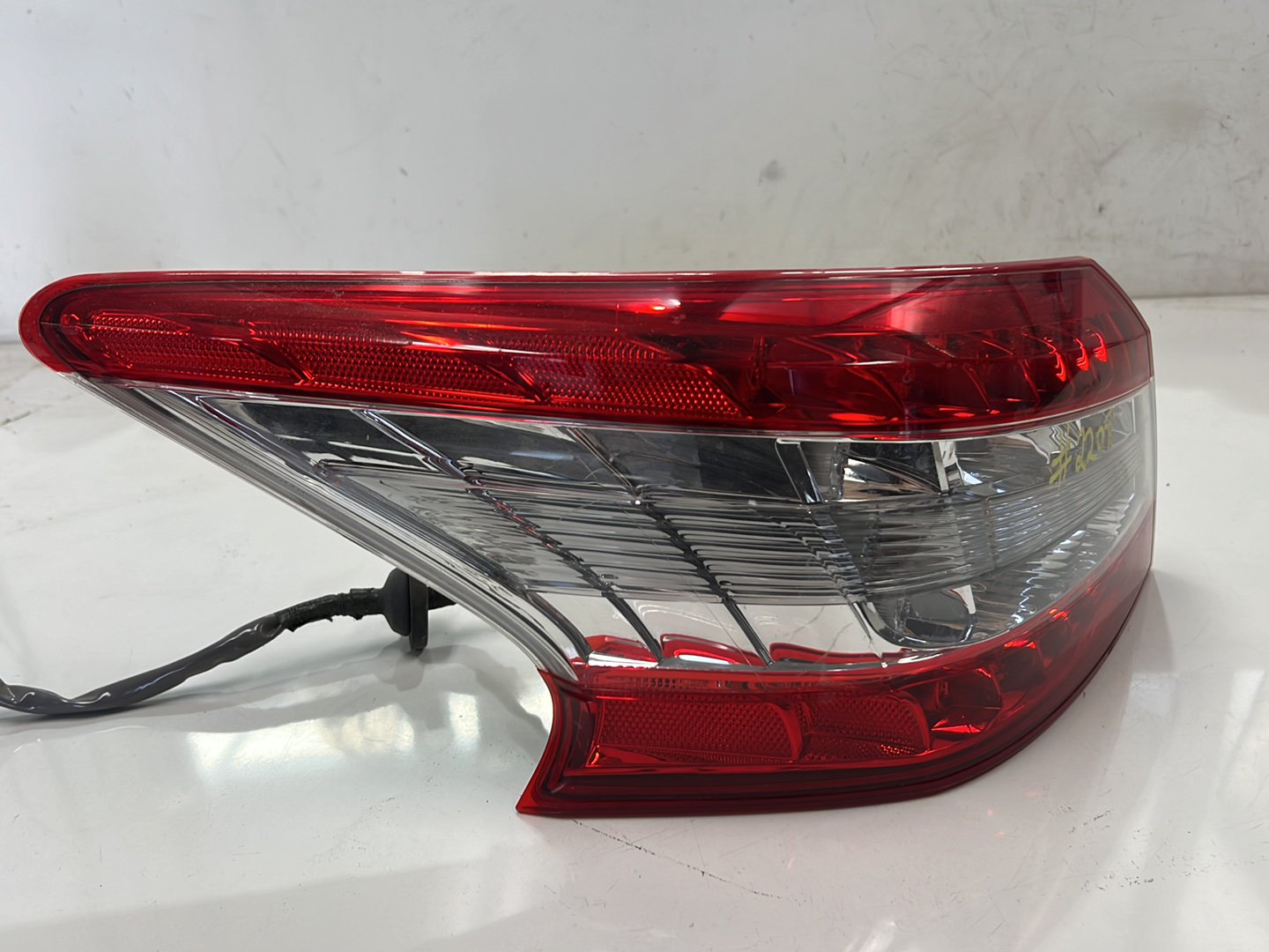 2014 Nissan Pulsar B17 - Left Taillight