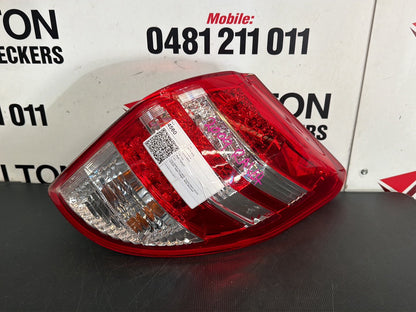 Aug 2008 to Nov 2012- Toyota RAV4 ACA33 ACA38- Right Taillight- Body Mounted