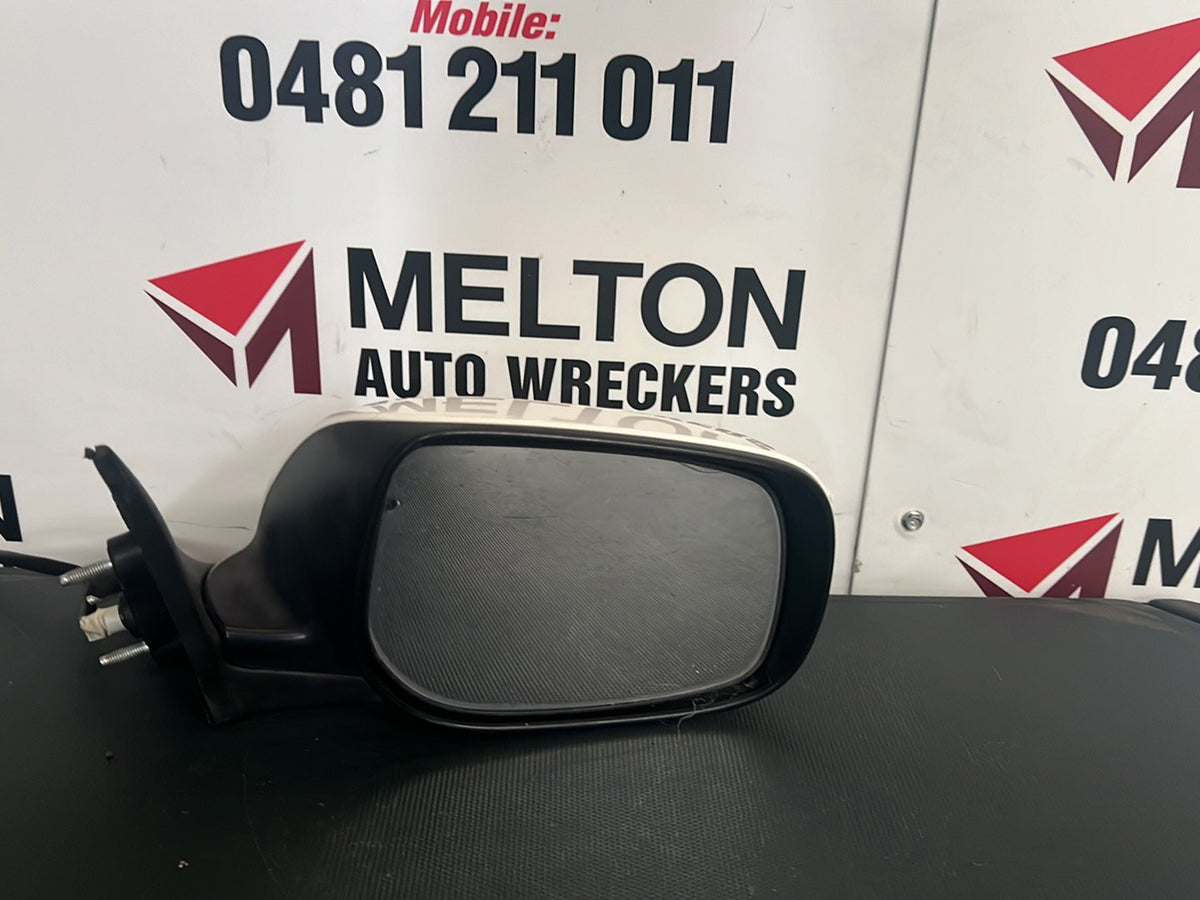 Jun 2006 to Nov 2011- Toyota Camry ACV40 AHV40- Right Door Mirror