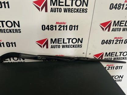 2019 Hyundai Kona OS Station Wagon Right Front Wiper Arm