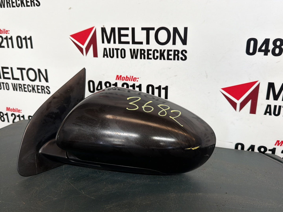 2007-2014 Nissan Dualis + 2 I J10 Left Door Mirror