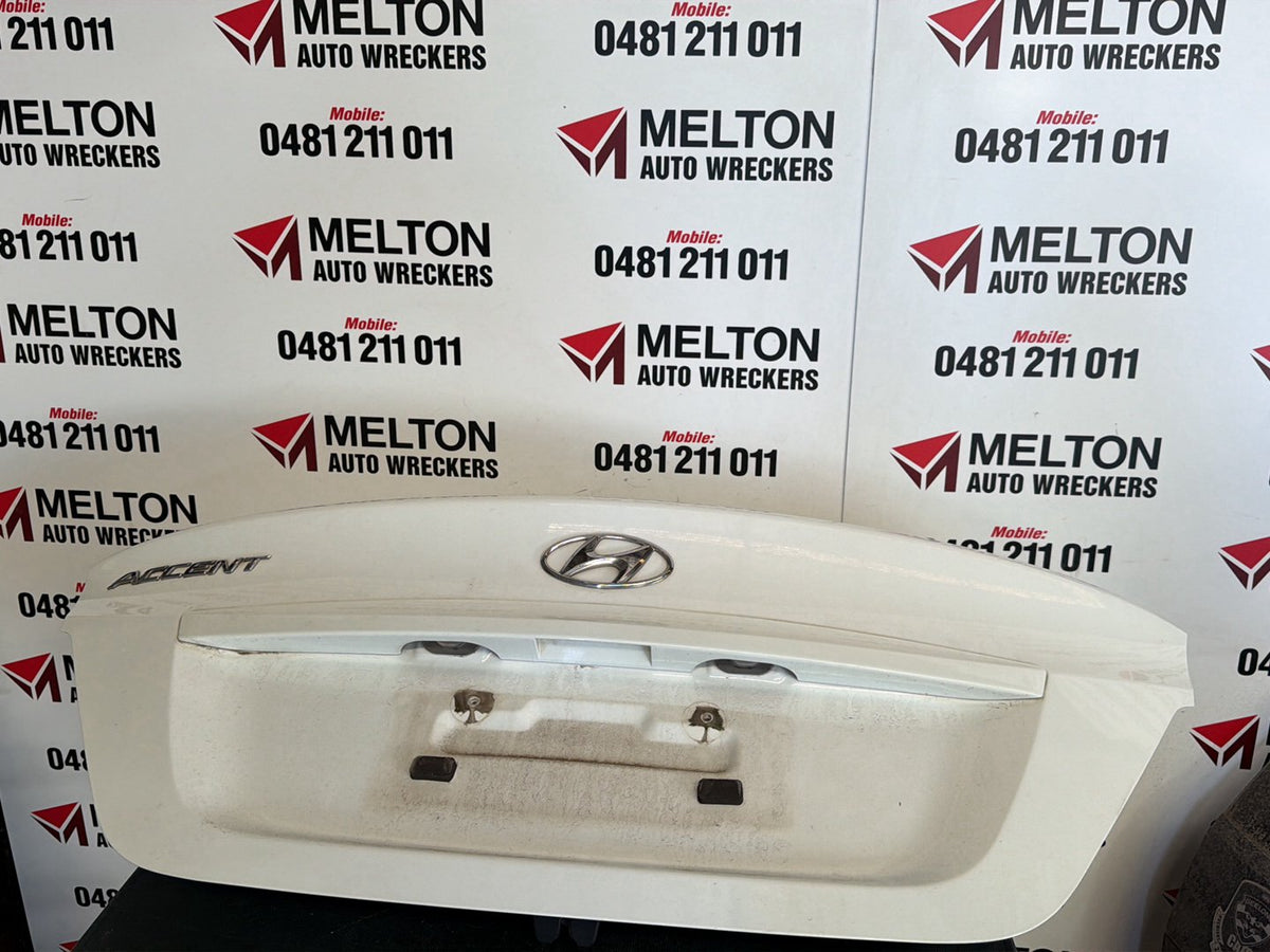 May 2011 to Aug 2014- Hyundai Accent RB- Bootlid- Non Keyless Entry Type