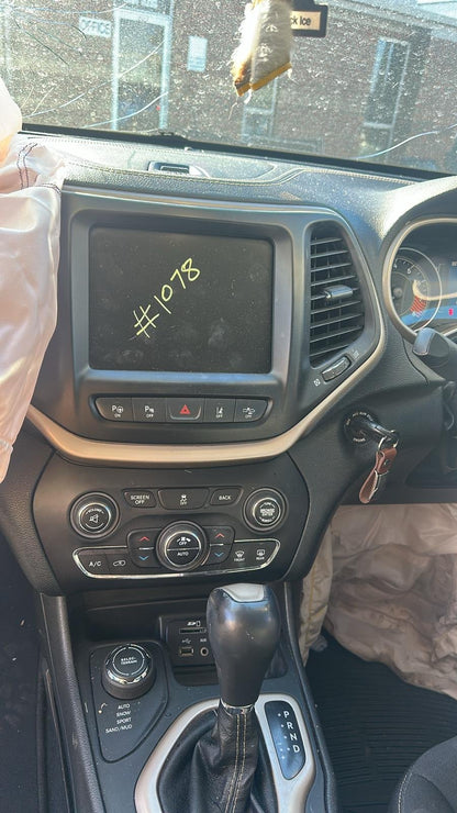 2014 Jeep Cherokee KL - Tailgate