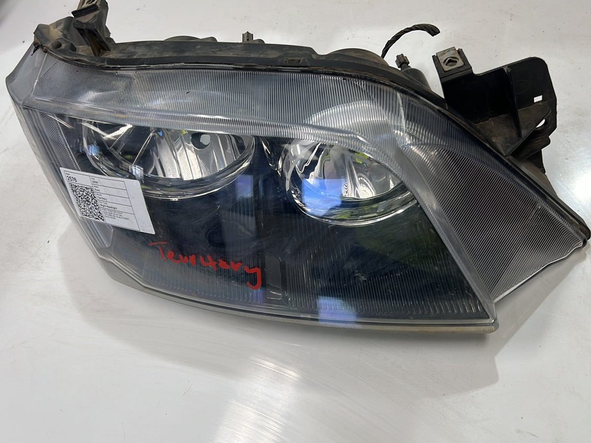 May 2004 to Apr 2009- Ford Territory SX SY MkI TX SR Turbocharged- Right Headlight- Black Insert