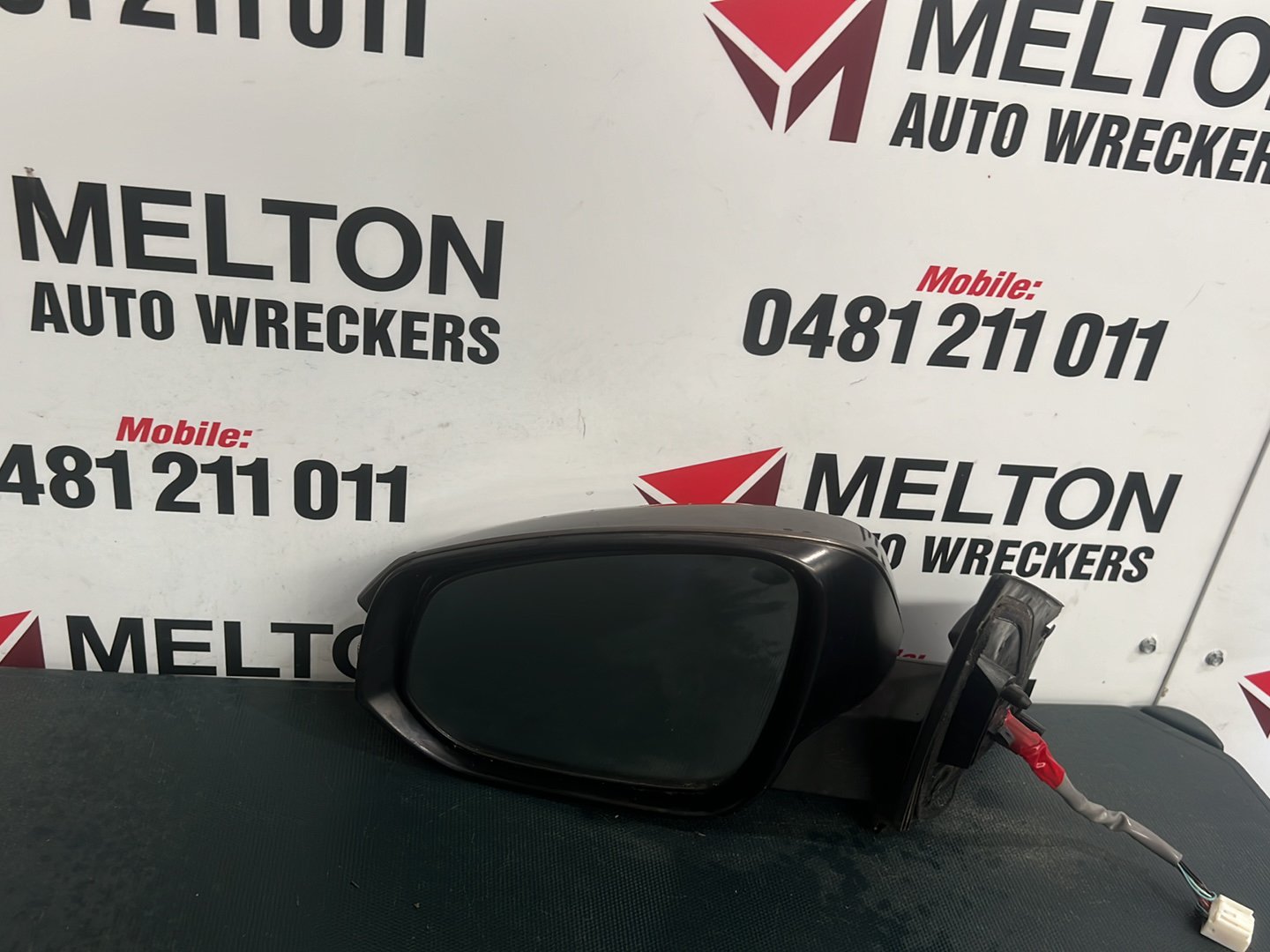 2013 Toyota RAV4 A40 - Left Door Mirror