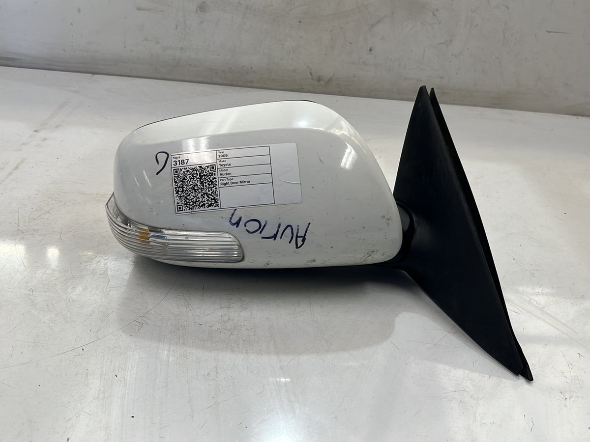 Oct 2006 to Mar 2012 - Toyota Aurion GSV40R - Right Door Mirror - Standard Type