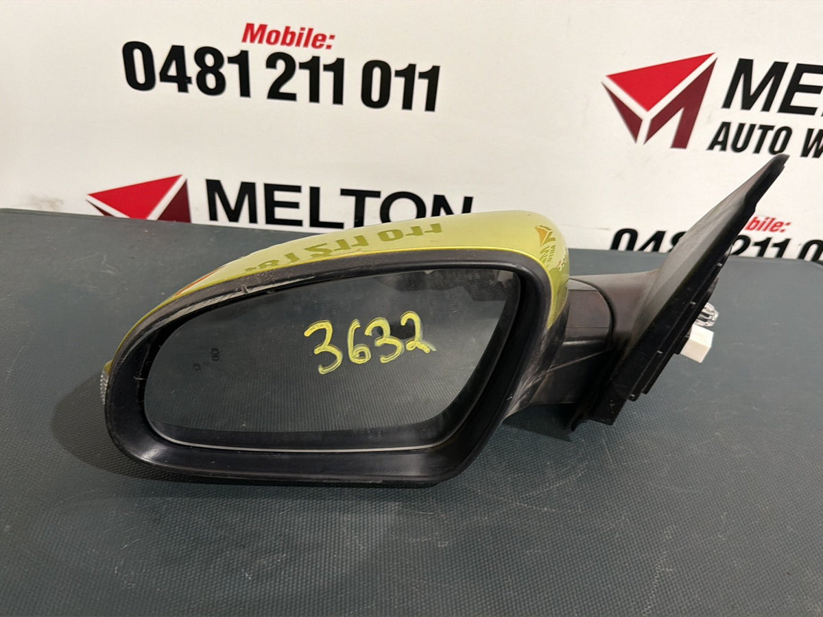 2017-2023 Hyundai Kona Left Door Mirror Power Fold Non-Heated Blind Spot Monitor