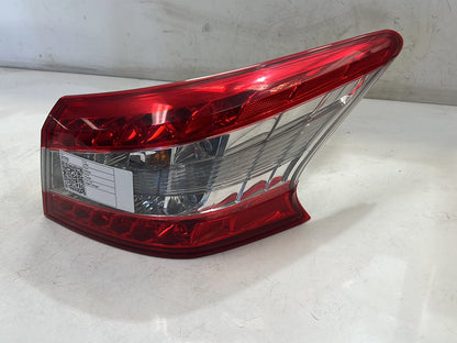 2014 Nissan Pulsar B17 Right Taillight