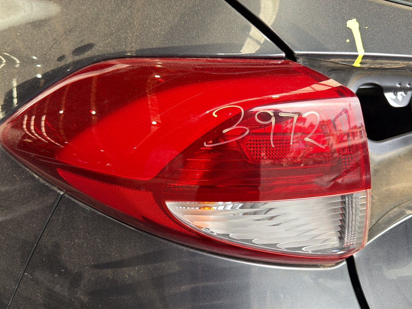 Jun 2015 to Jun 2018- Hyundai Tucson TL Active Elite Built in Czech Republic VIN TMAJ- Left Taillight- Body Mounted, Non Led Type