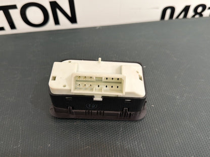 2004 Ford Falcon Master Power Window Switch
