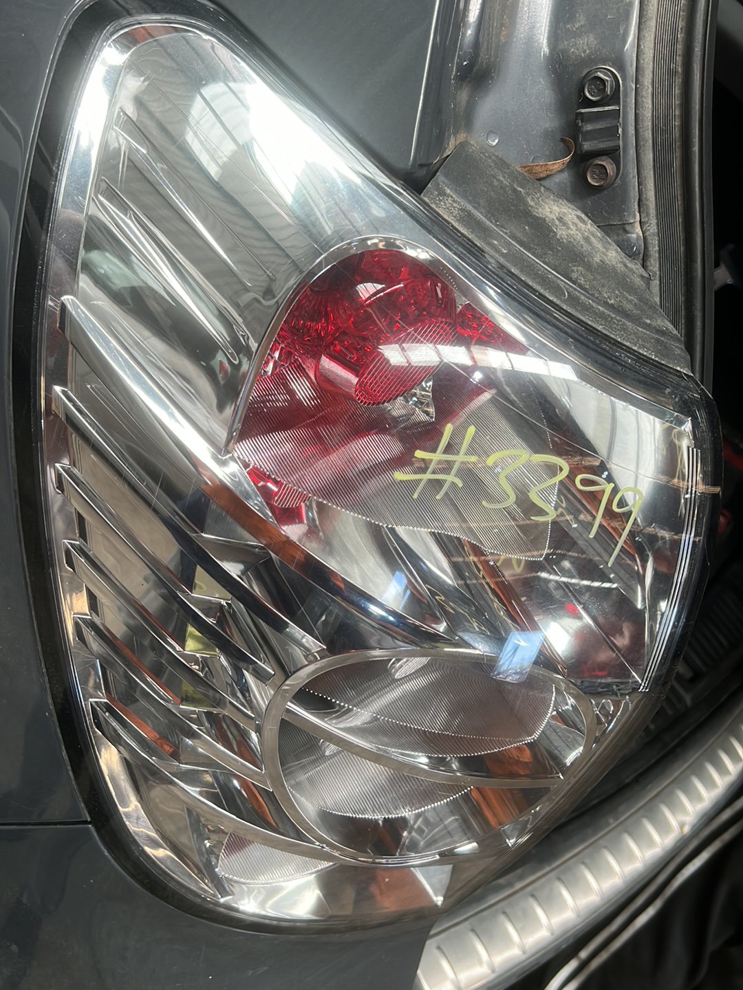 2011 Holden Captiva Left Taillight