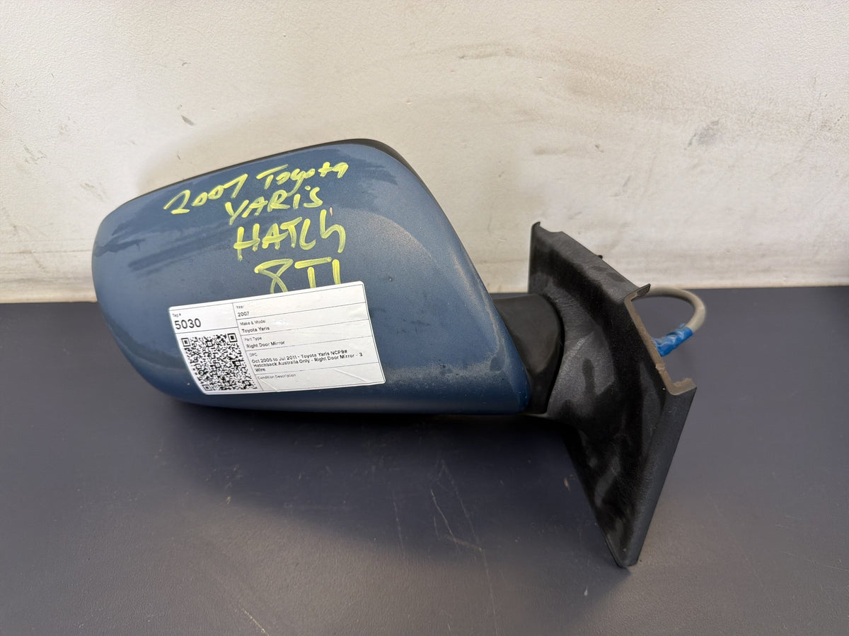 Oct 2005 to Jul 2011 - Toyota Yaris NCP9# Hatchback Australia Only - Right Door Mirror - 3 Wire