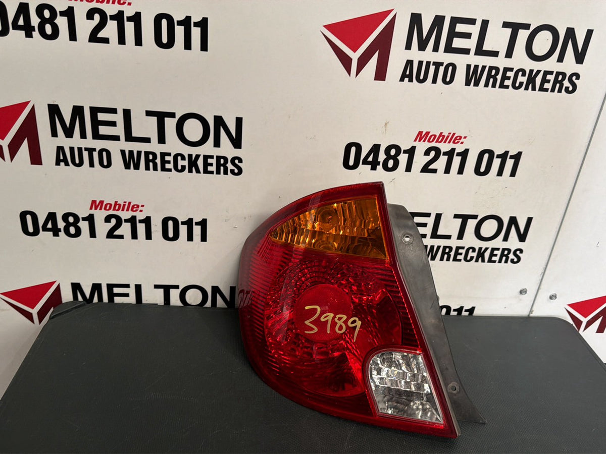 Mar 2003 to Apr 2006- Hyundai Accent LC- Left Taillight