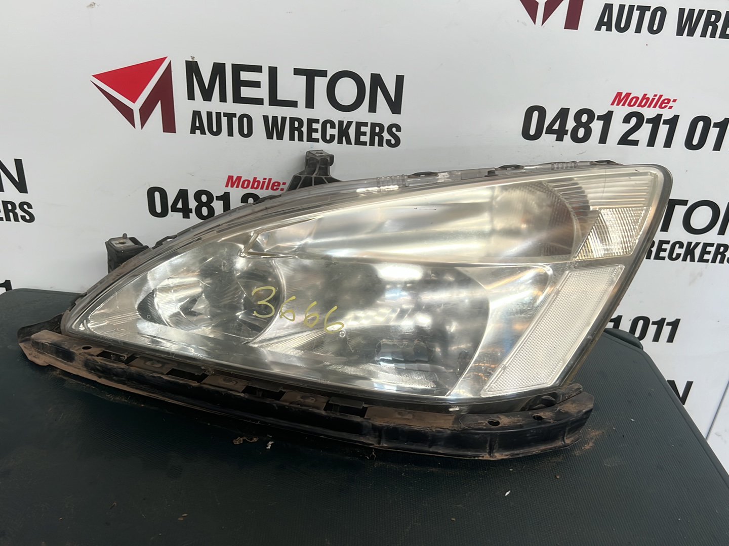 2003-2007 Honda Accord CM- Left Headlight