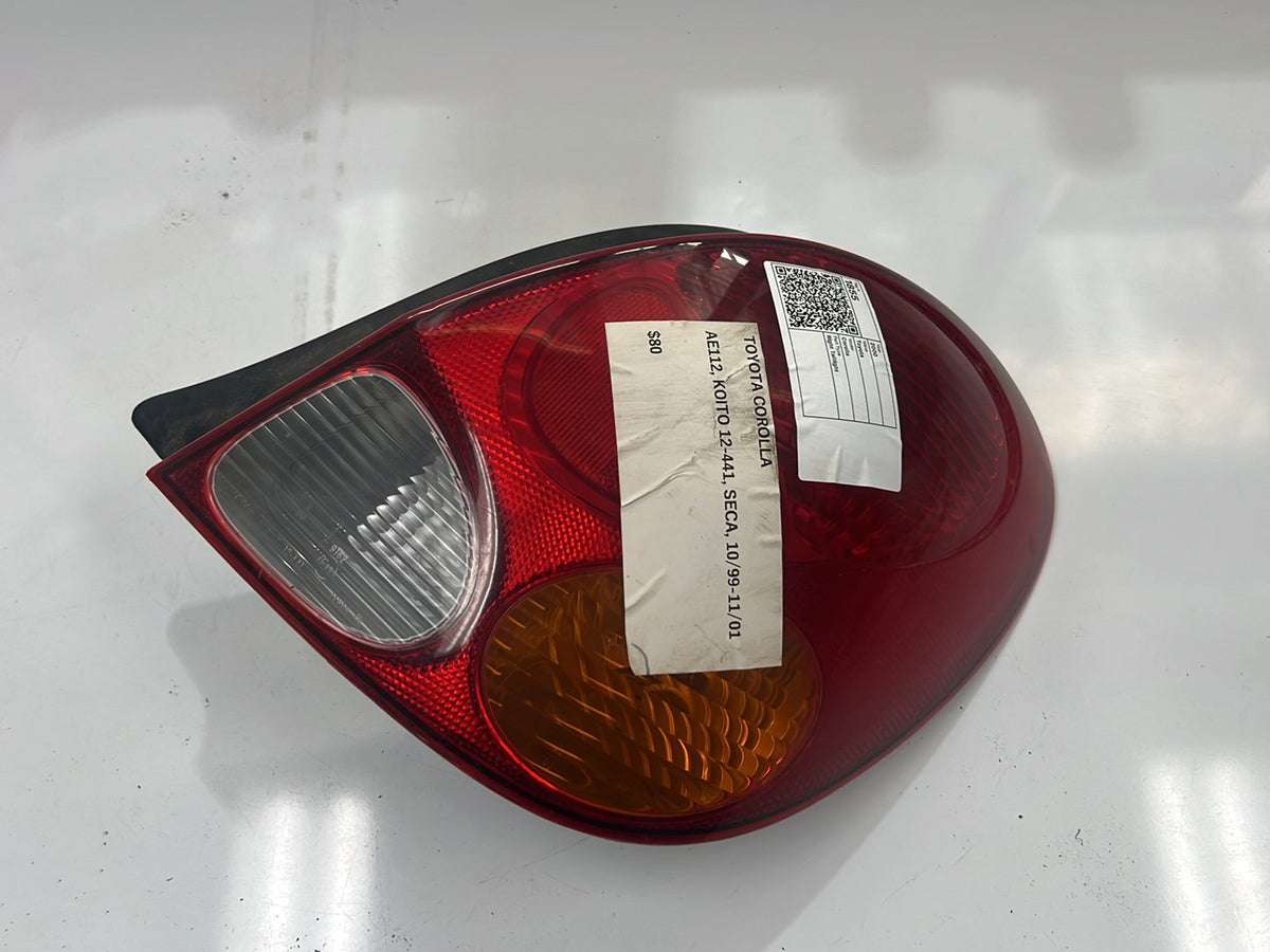 2000 Toyota Corolla - Right Taillight