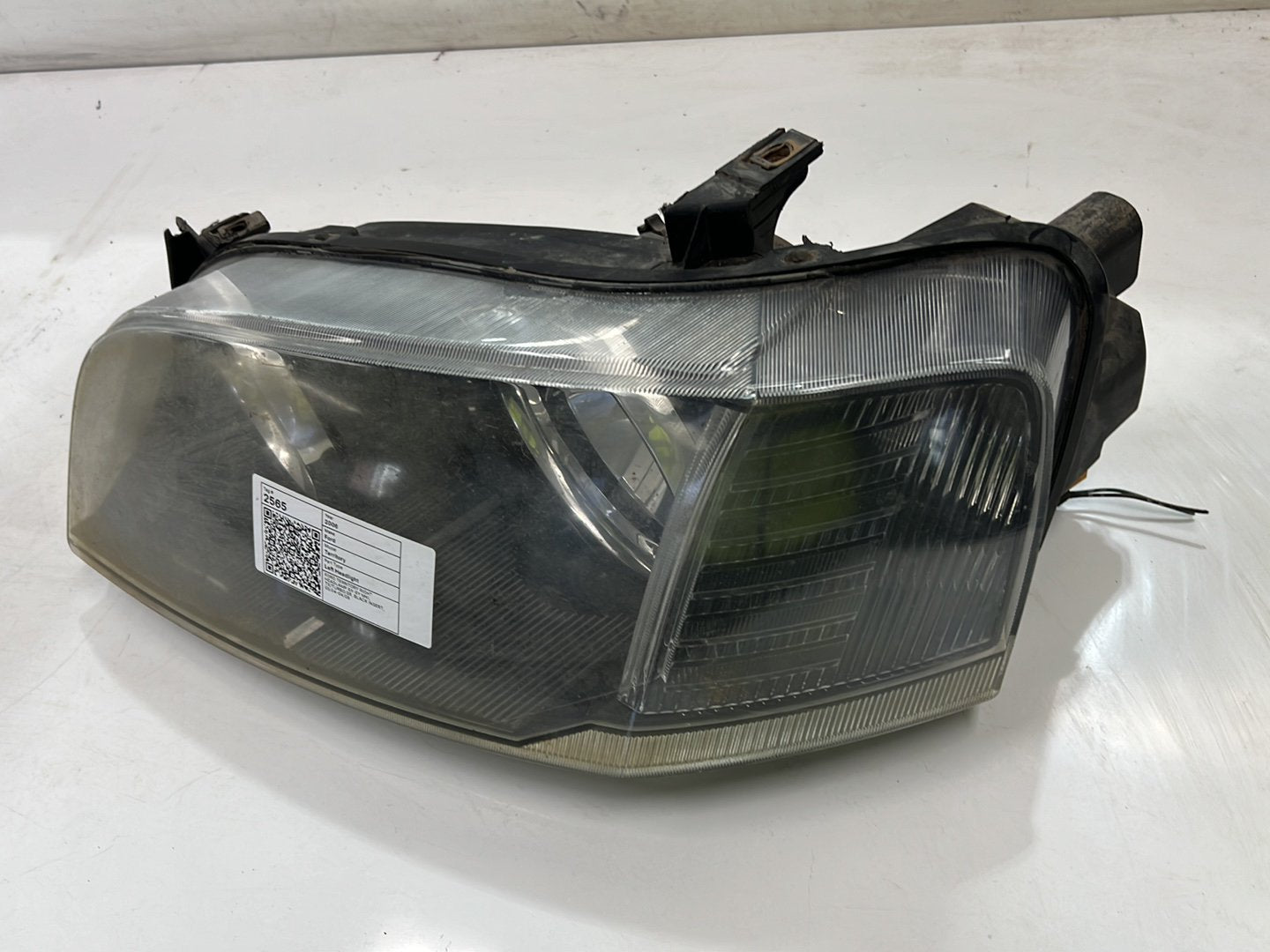 2004-2009 Ford Territory SX - Left Headlight