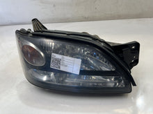 2001-2003 Subaru Liberty Right Headlight