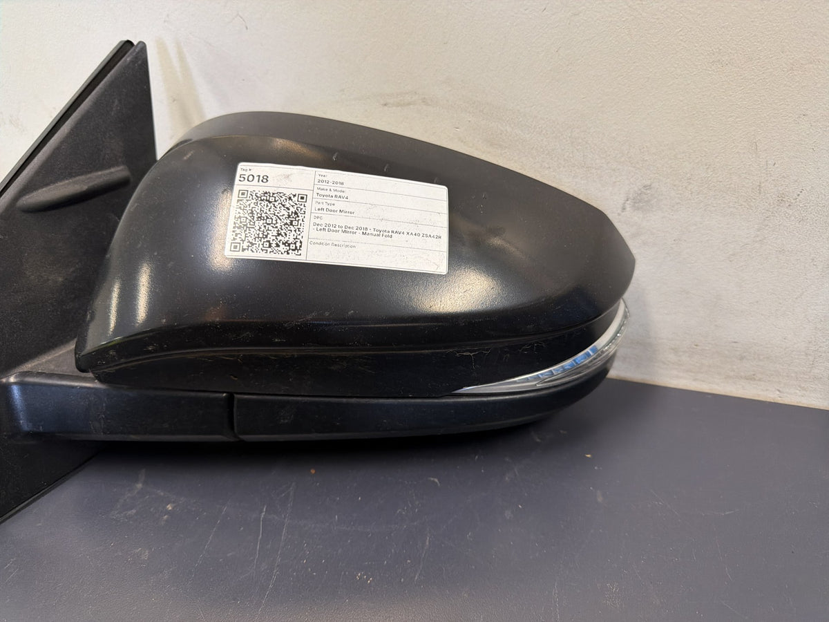 Dec 2012 to Dec 2018 - Toyota RAV4 XA40 ZSA42R - Left Door Mirror - Manual Fold