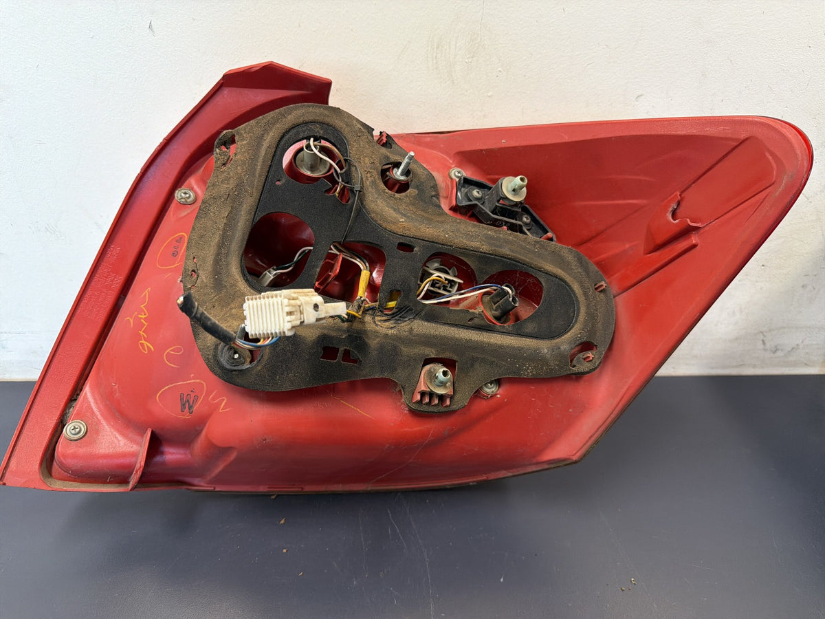 Nov 2009 to Sep 2012 - Toyota Corolla ZRE152R Hatchback - Left Taillight - Lens# 12549