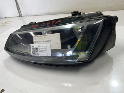 2012 Volkswagen Jetta - Left Headlight