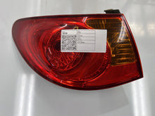 2006 Hyundai Elantra HD - Left Taillight