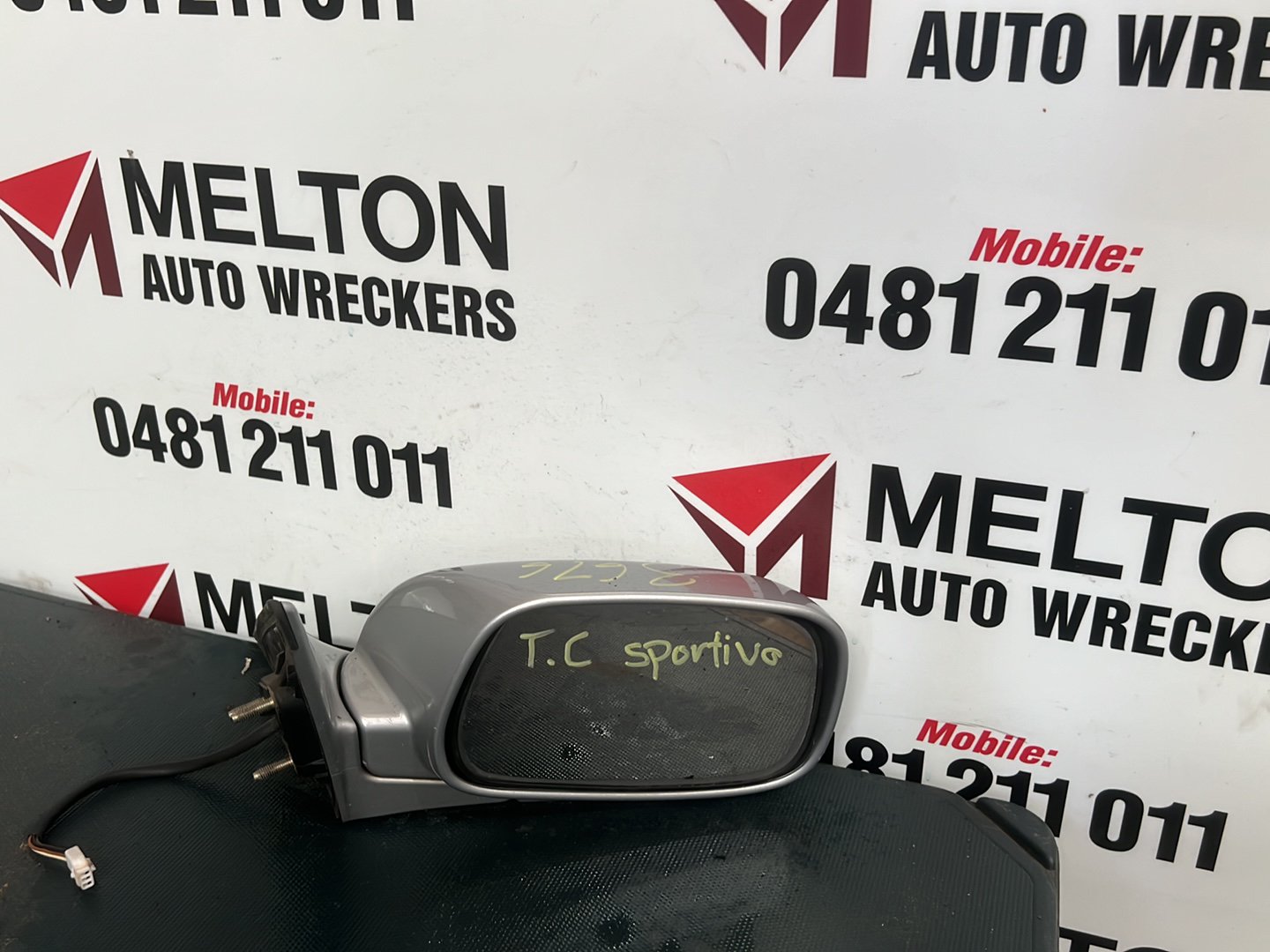 2002-2006 Toyota Camry V30 Right Door Mirror