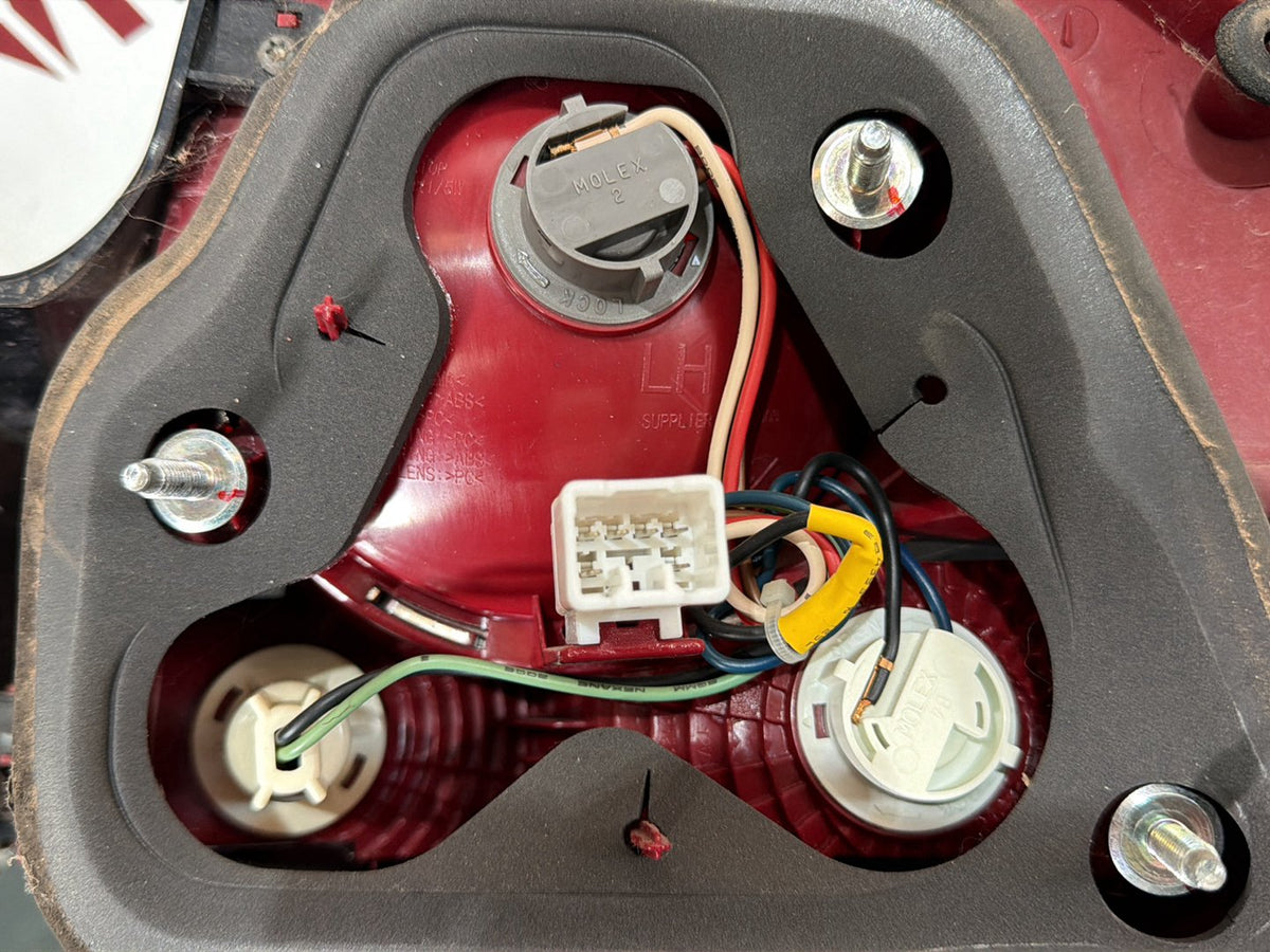 Aug 2006 to May 2013- Holden Commodore VE Sedan- Left Taillight- V Series
