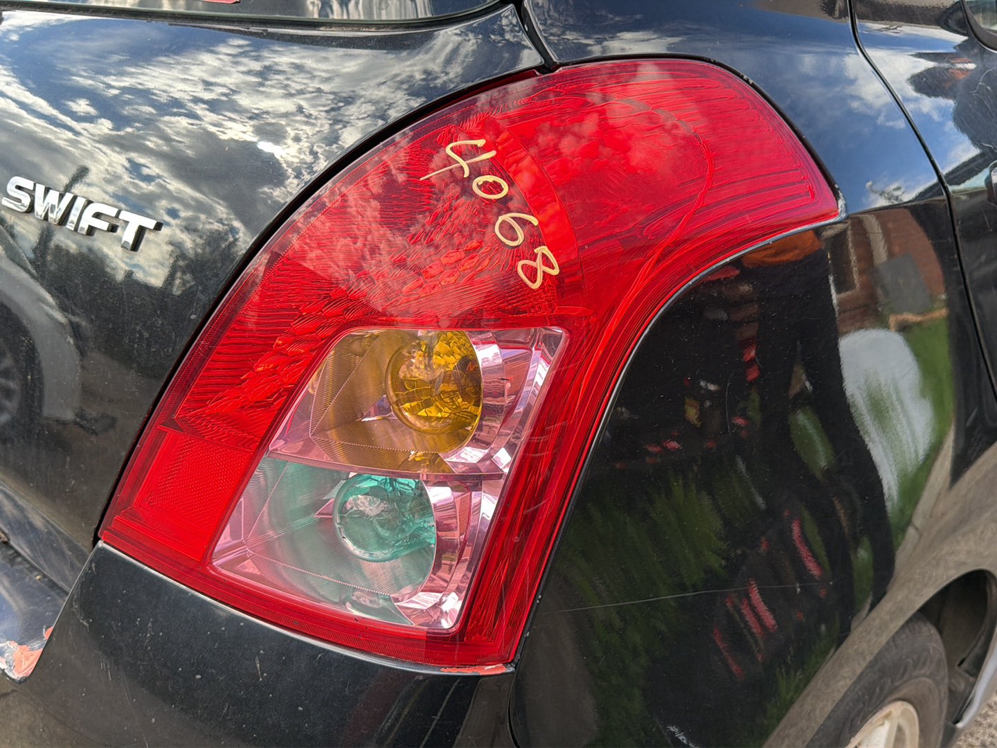 Jul 2007 to Feb 2011- Suzuki Swift RS415- Right Taillight- Standard Type