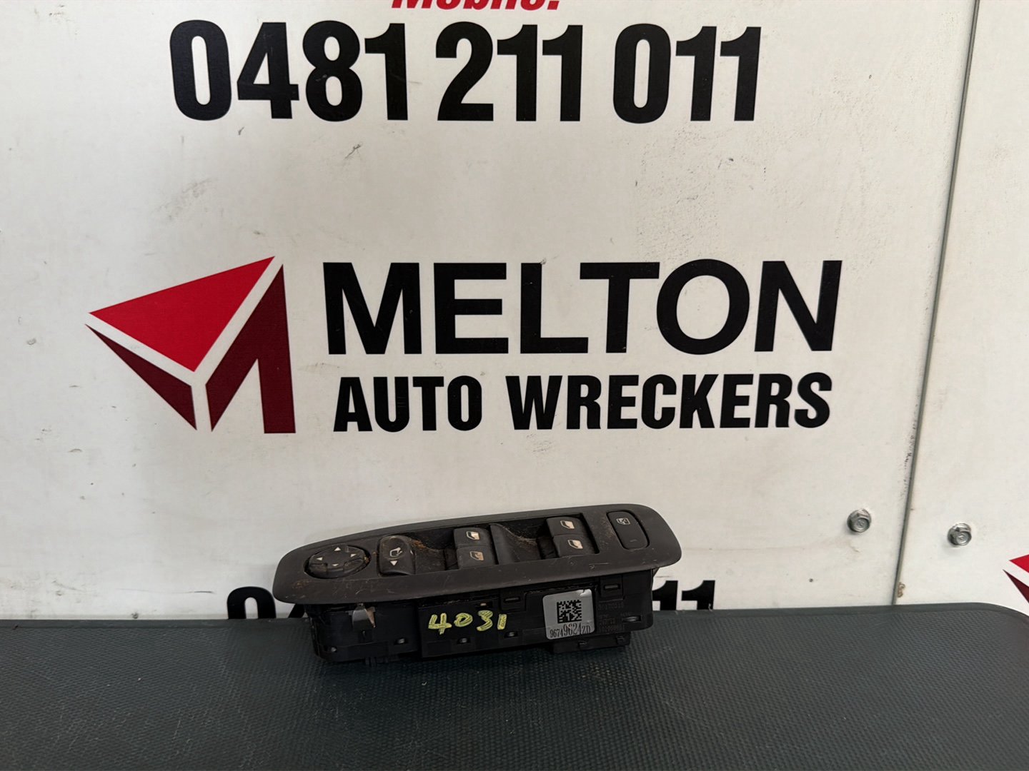 2014 Peugeot 208 A9- Master Power Window Switch