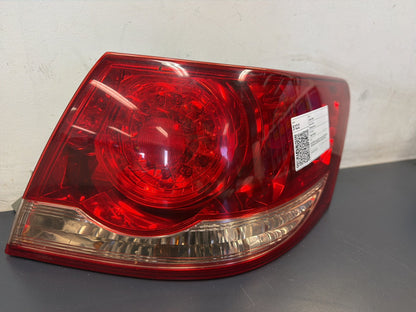 Oct 2006 to Aug 2009 - Toyota Aurion Sportivo SX6 Sportivo ZR6 GSV40R - Right Taillight