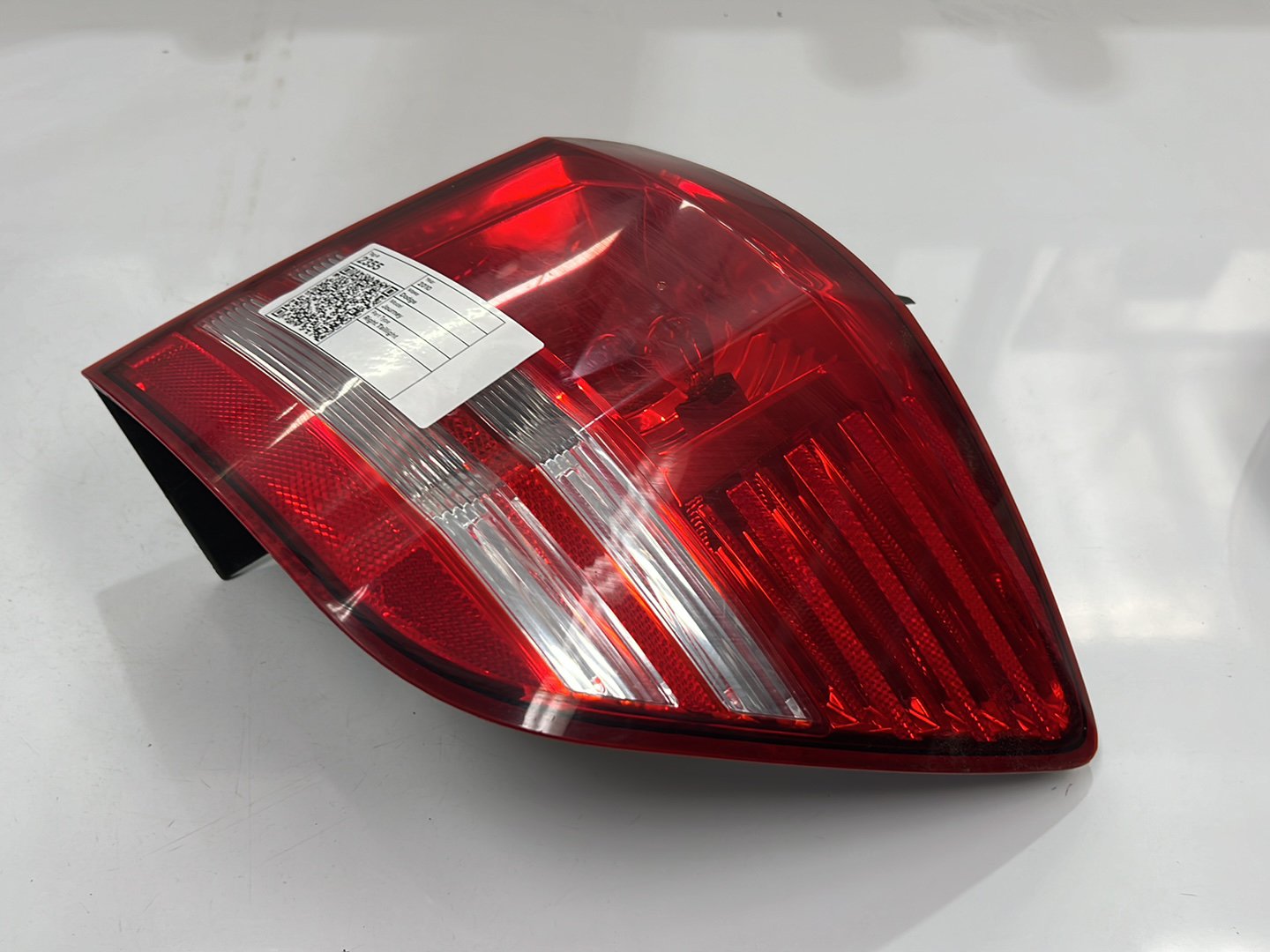 2010 Dodge Journey JC - Right Taillight