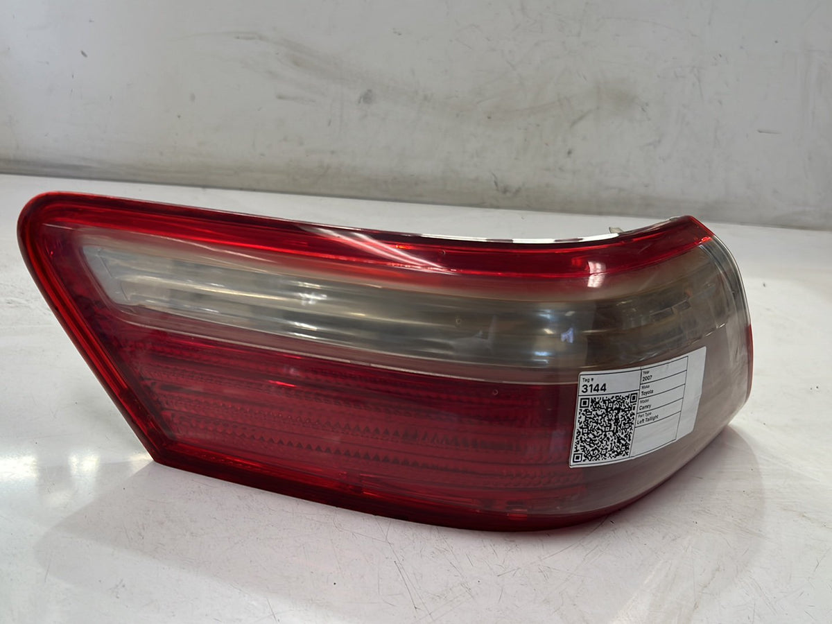 2006-2011 Toyota Camry 240 XV40 Sedan Left Taillight