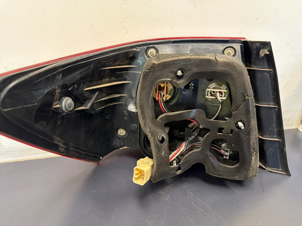 2008-2011 Subaru Impreza Sedan Right Taillight