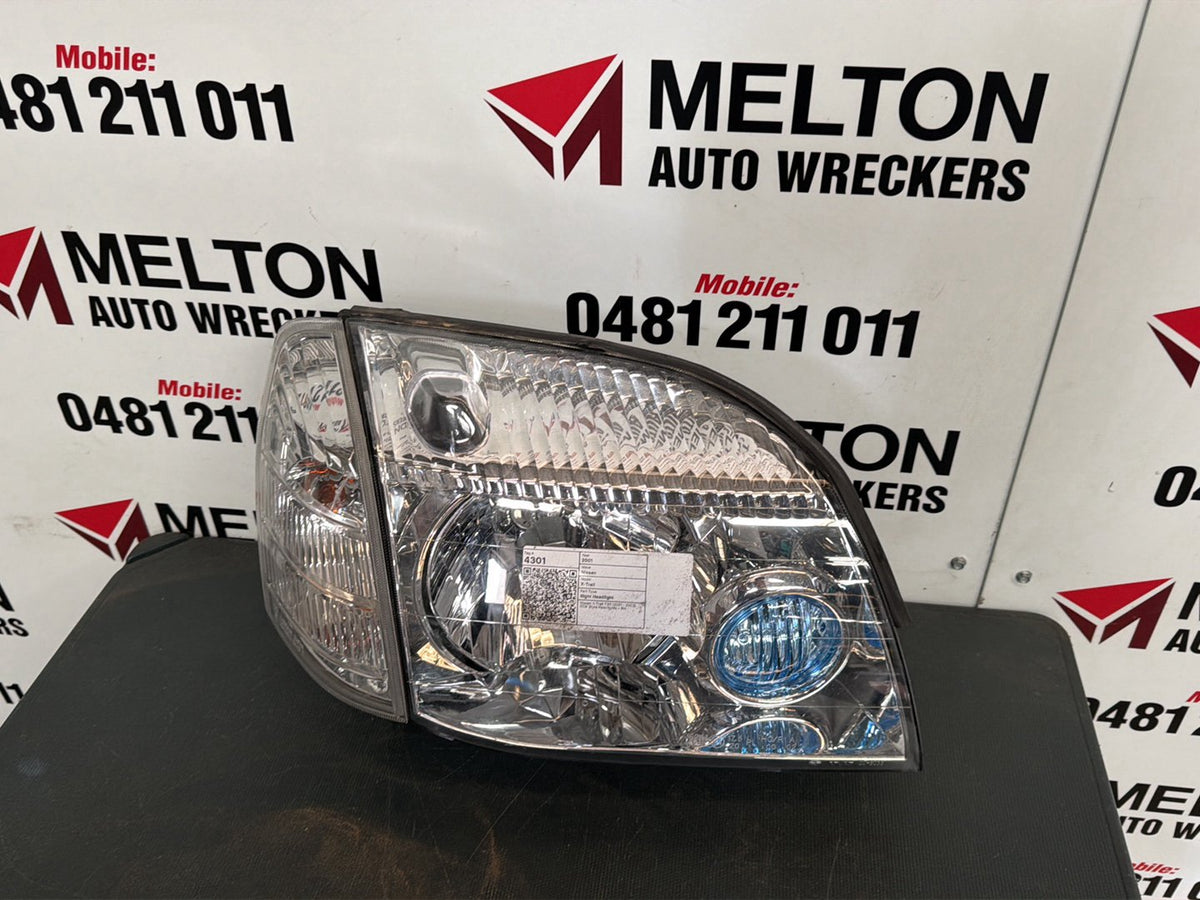 Oct 2001 to Sep 2007- Nissan X-Trail T30- Right Headlight- Blue Lens Type