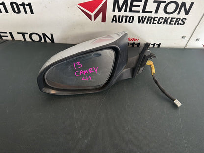 Nov 2011 to Mar 2015- Toyota Camry Altise Atara R Atara S Atara SX Hybrid H RZ ASV50 AVV50- Left Door Mirror- Non-Blind Spot Monitor