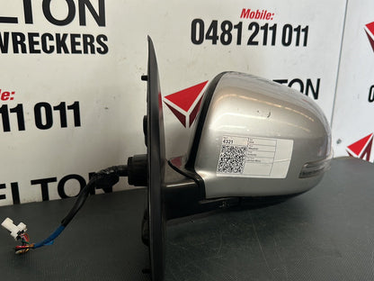 Oct 2012 to Mar 2015- Mitsubishi Outlander ZJ- Left Door Mirror- Flasher, 5 Wire