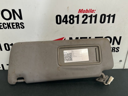 Jan 2001 to Apr 2007- Toyota Kluger MCU28R- Left Sun Visor- Grey