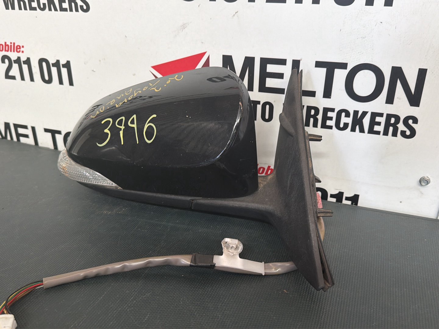 2012-2015 Toyota Aurion V50 Sedan Right Door Mirror