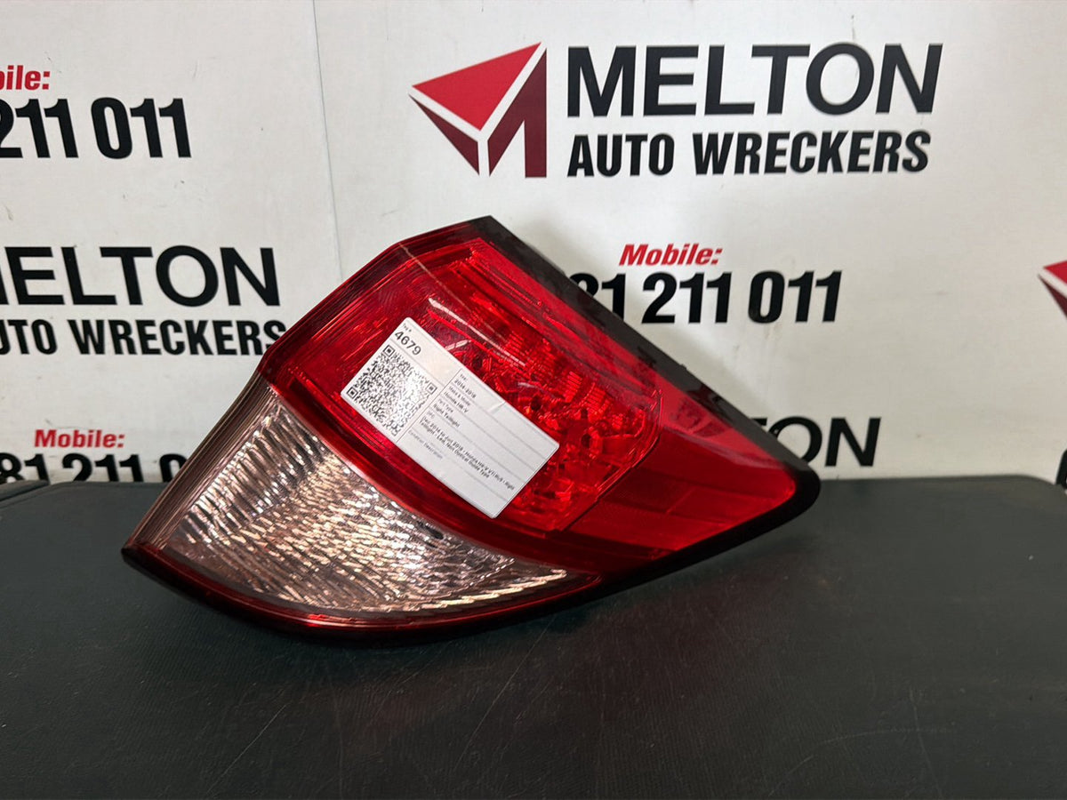 Dec 2014 to Jun 2018 - Honda HR-V VTi RU5 - Right Taillight - Led, Non Optical Guide Type