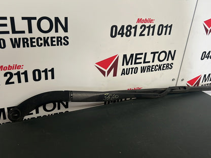 2019 Hyundai Kona OS Station Wagon Right Front Wiper Arm