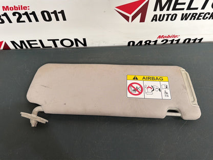 2015 Kia Sorento UM - Left Sun Visor