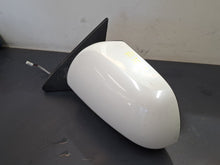 Aug 2007 to Jul 2010 - Toyota Kluger GSU40 GSU45 - Left Door Mirror - Non-Puddle Lamp Type, Colour Coded
