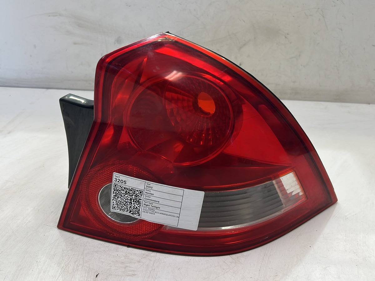 2002-2003 Holden Commodore VY Right Taillight