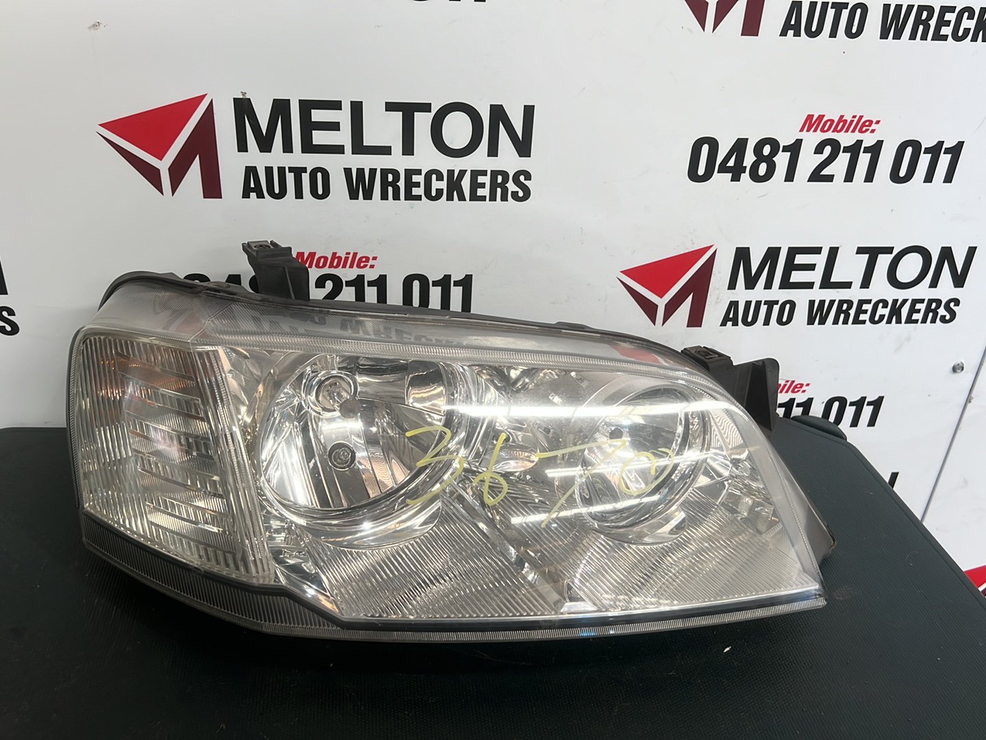 May 2004 to Apr 2009- Ford Territory SX SY MkI TS Ghia Ghia Turbo- Right Headlight- Chrome Insert