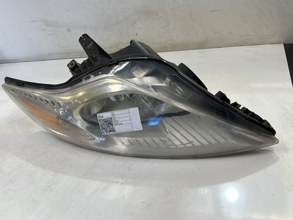 Nov 2010 to Dec 2014- Ford Mondeo MC LX Zetec- Right Headlight- Halogen, Non Cornering & Non Daytime Running Light Type